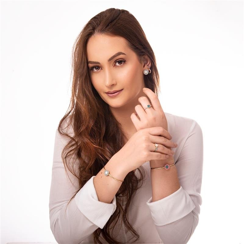 BRINCO FOLHEADO A OURO COM ESMALTE VERDE