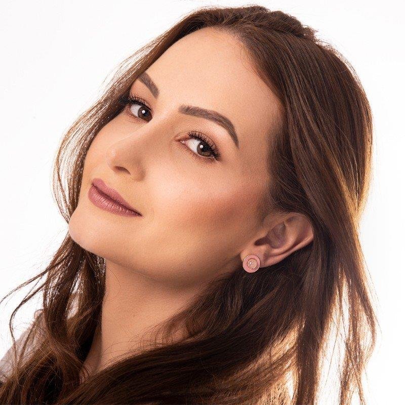 BRINCO FOLHEADO A OURO COM ESMALTE ROSA