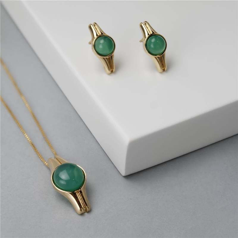 CONJUNTO FOLHEADO A OURO