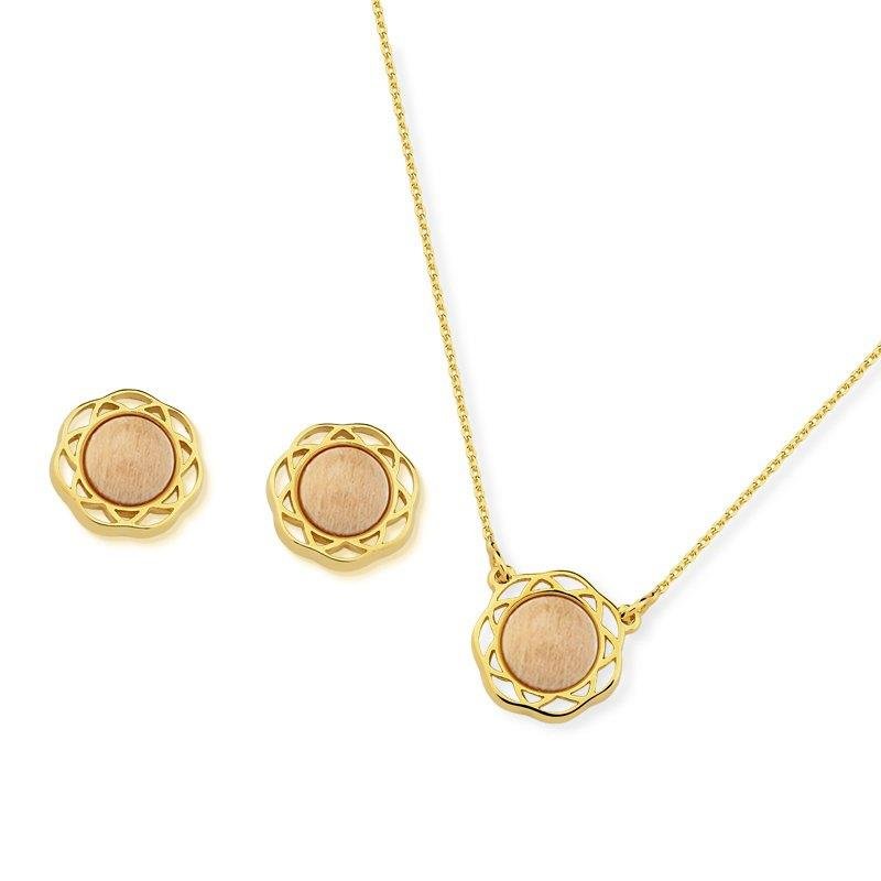 CONJUNTO FOLHEADO A OURO