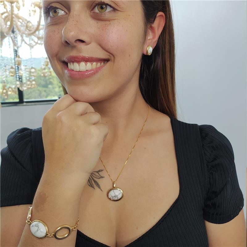 CONJUNTO FOLHEADO A OURO