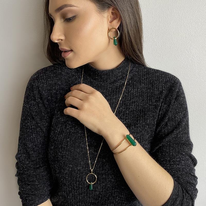 CONJUNTO FOLHEADO A OURO