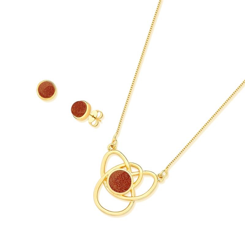 CONJUNTO FOLHEADO A OURO