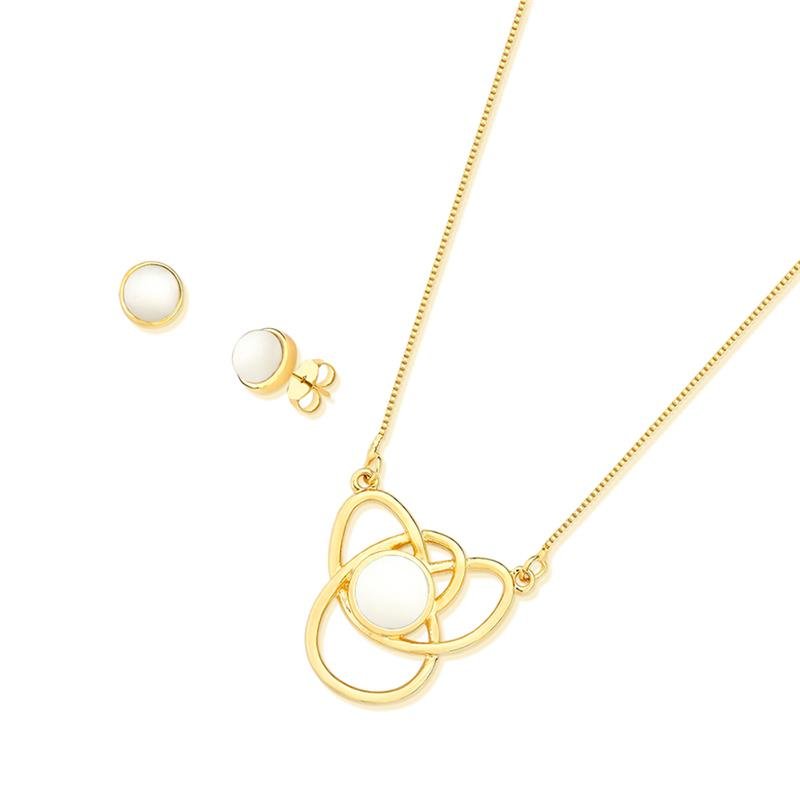 CONJUNTO FOLHEADO A OURO
