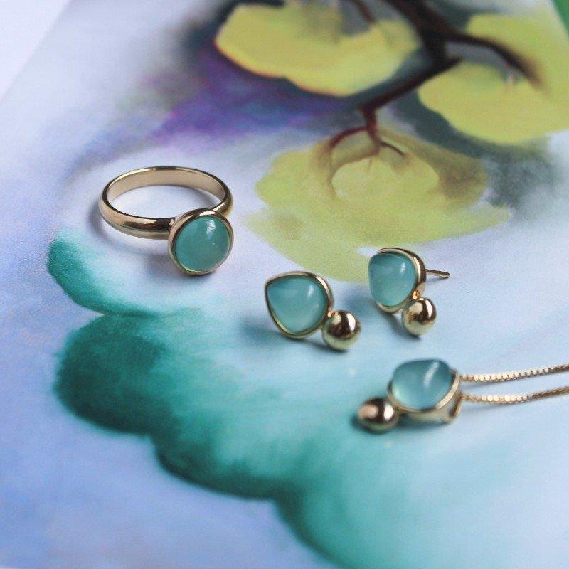 CONJUNTO FOLHEADO A OURO