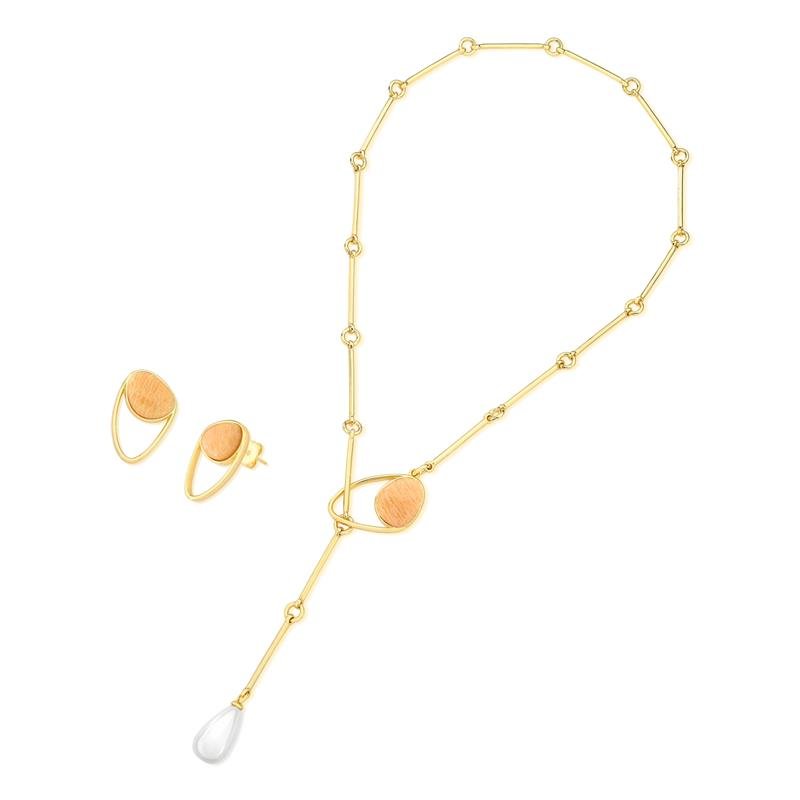 CONJUNTO FOLHEADO A OURO