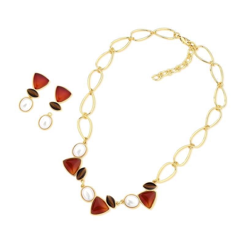 CONJUNTO FOLHEADO A OURO