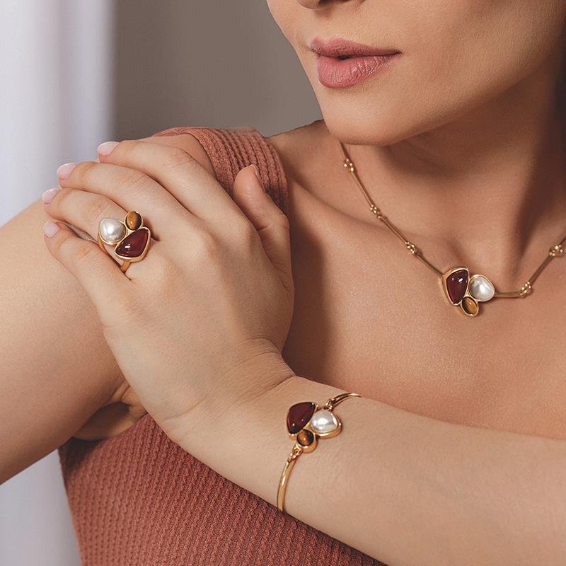 CONJUNTO FOLHEADO A OURO