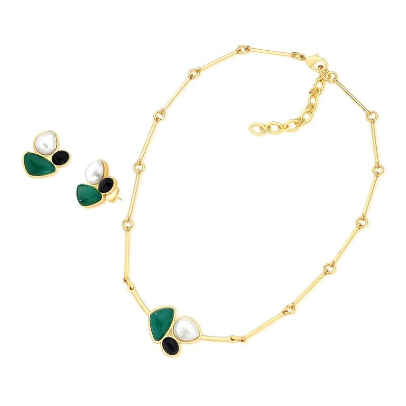 CONJUNTO FOLHEADO A OURO