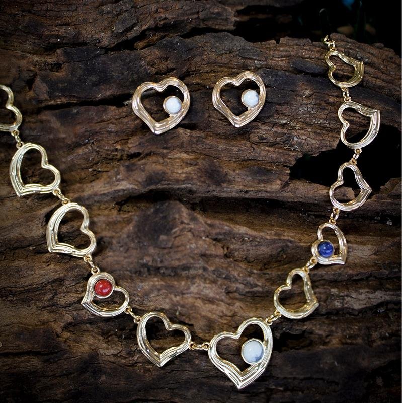 CONJUNTO FOLHEADO A OURO