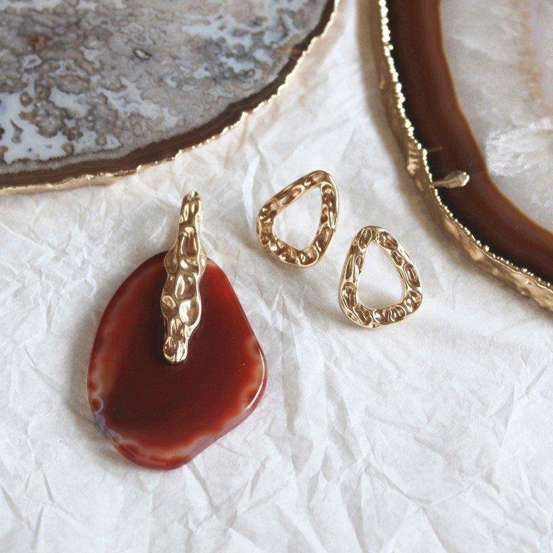 CONJUNTO FOLHEADO A OURO