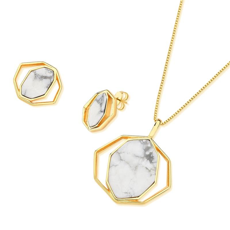 CONJUNTO FOLHEADO A OURO