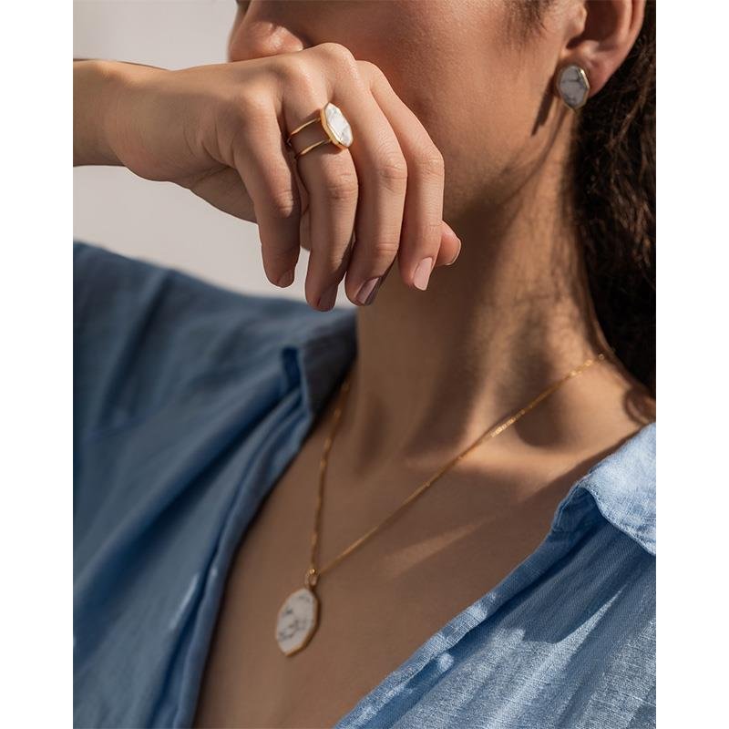 CONJUNTO FOLHEADO A OURO