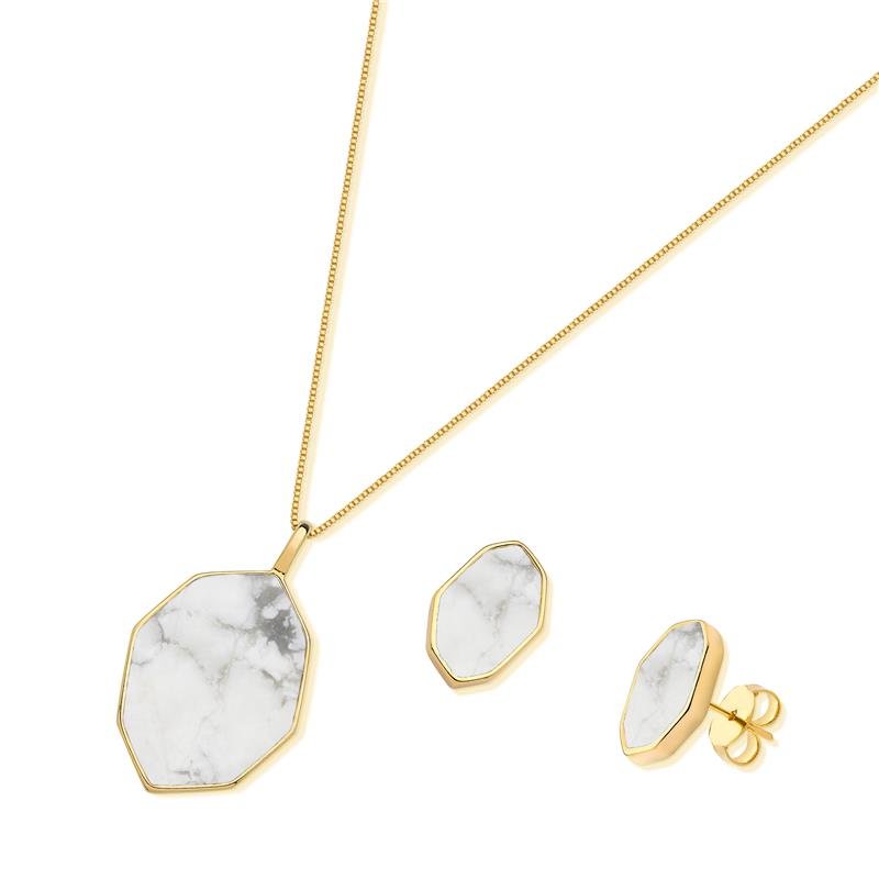 CONJUNTO FOLHEADO A OURO