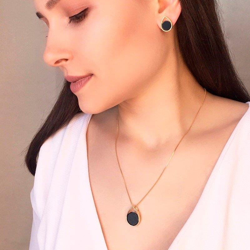 CONJUNTO FOLHEADO A OURO
