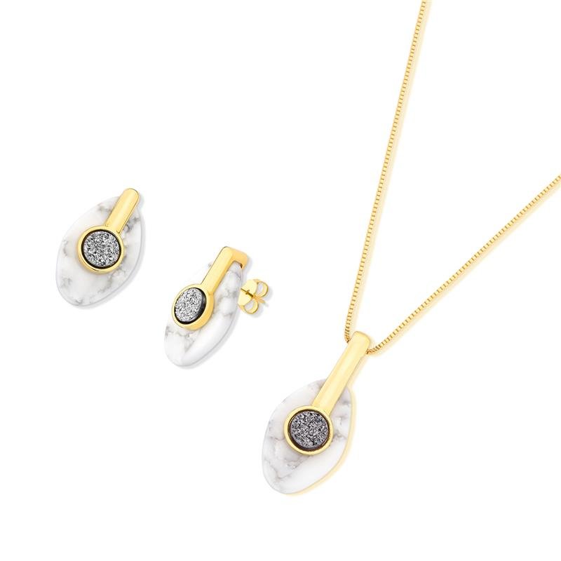 CONJUNTO FOLHEADO A OURO