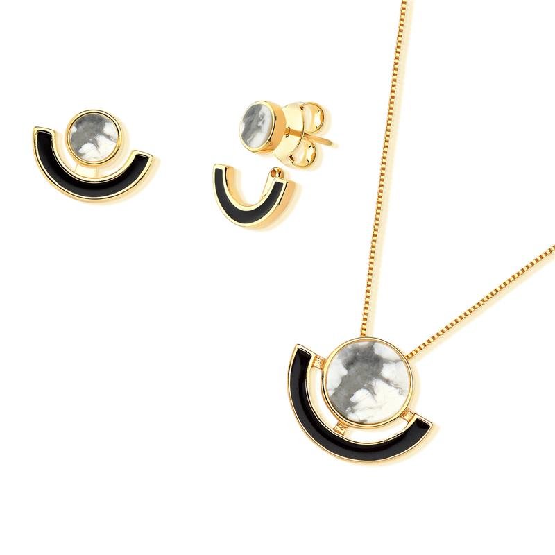 CONJUNTO FOLHEADO A OURO