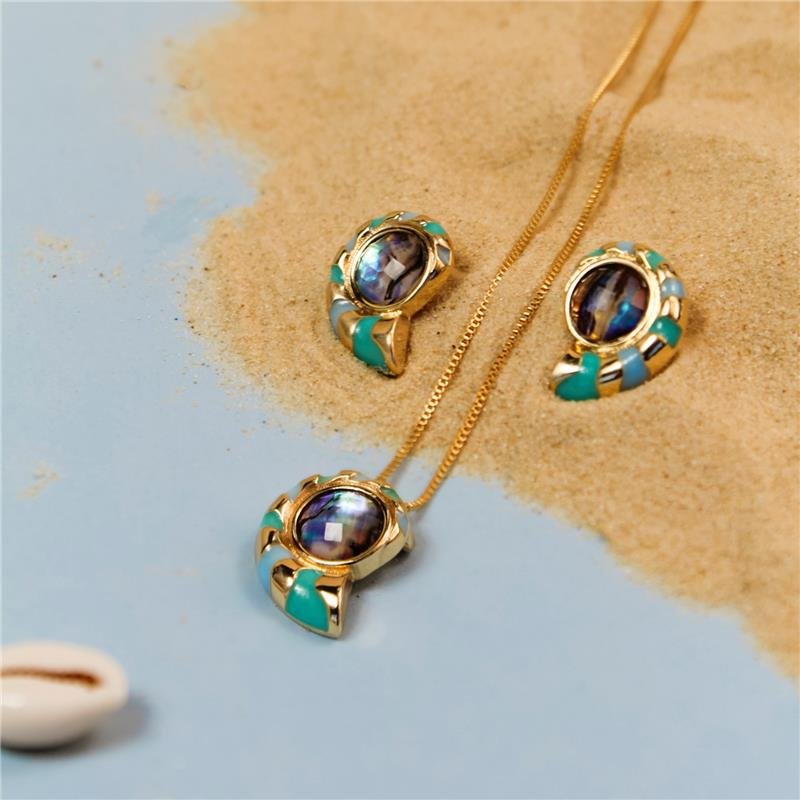 CONJUNTO FOLHEADO A OURO