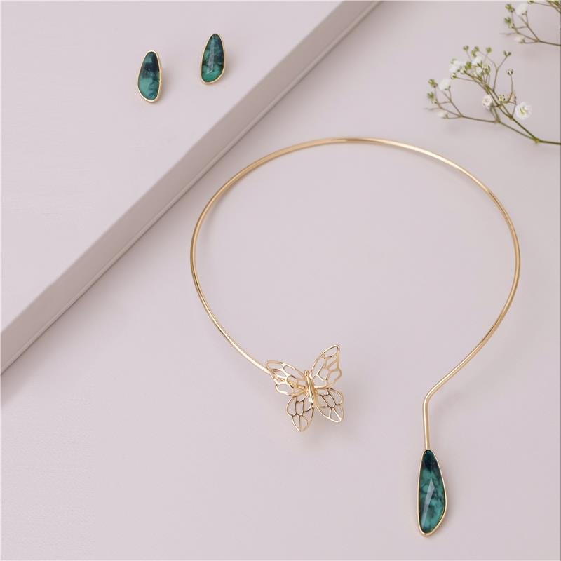 CONJUNTO FOLHEADO A OURO