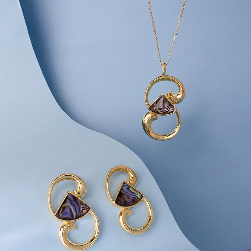 CONJUNTO FOLHEADO A OURO