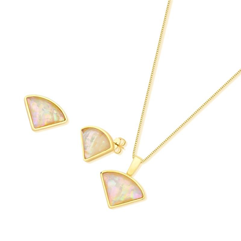 CONJUNTO FOLHEADO A OURO