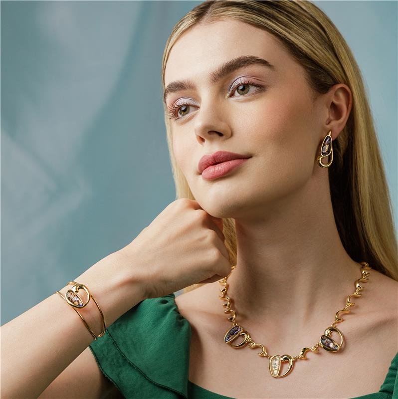 CONJUNTO FOLHEADO A OURO