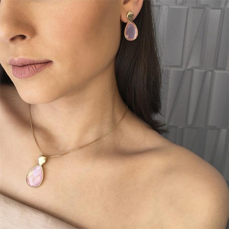 CONJUNTO FOLHEADO A OURO