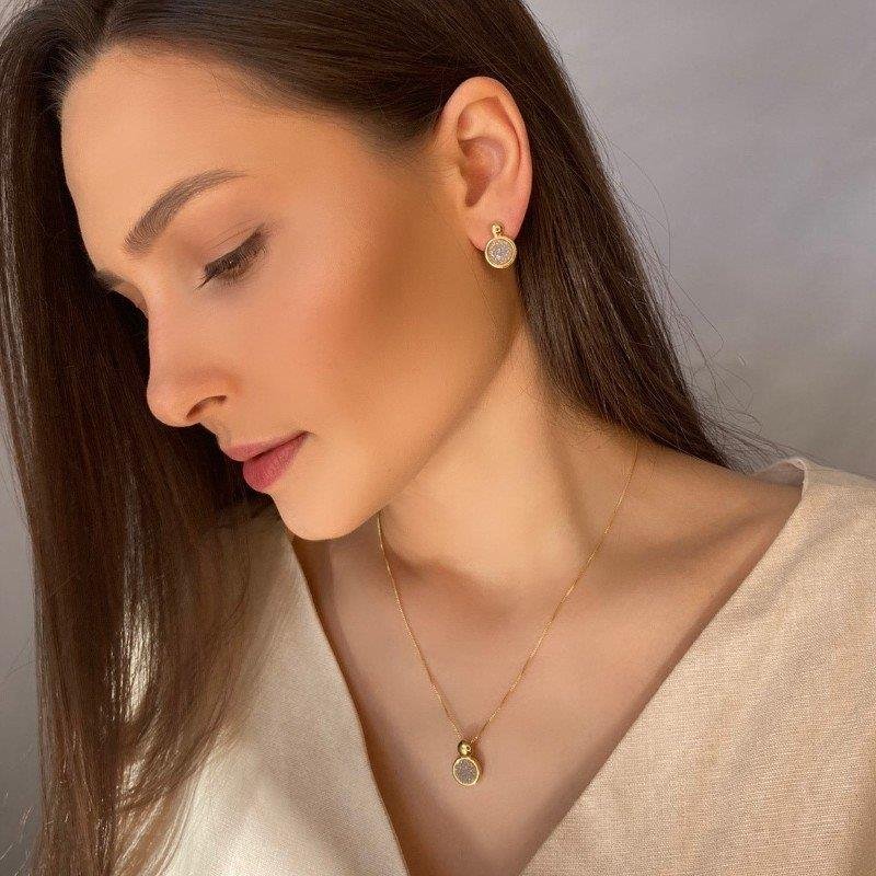 CONJUNTO FOLHEADO A OURO