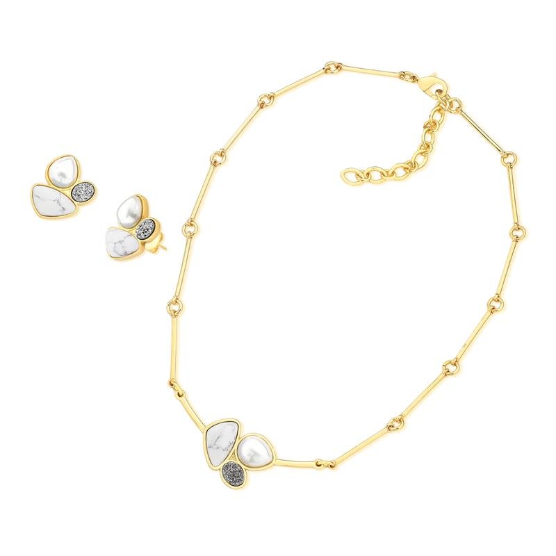 CONJUNTO FOLHEADO A OURO