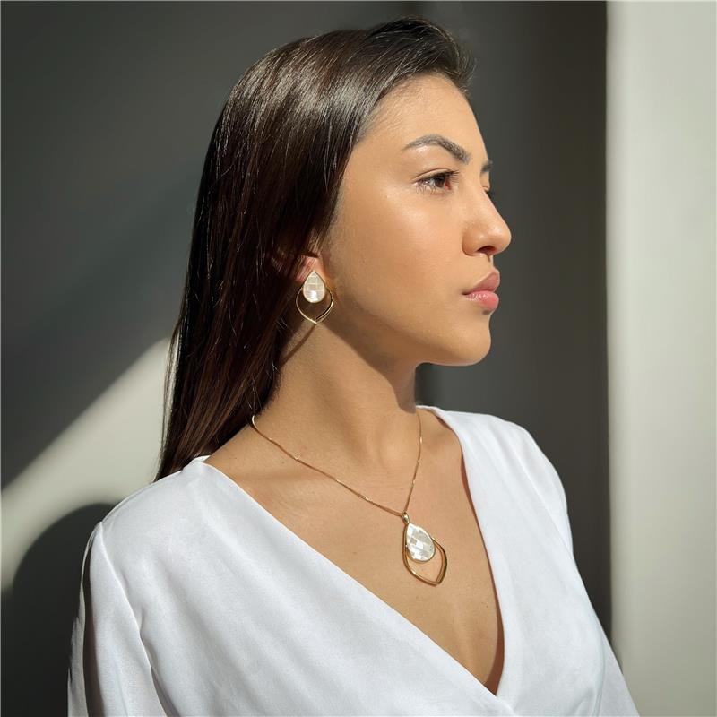 CONJUNTO FOLHEADO A OURO