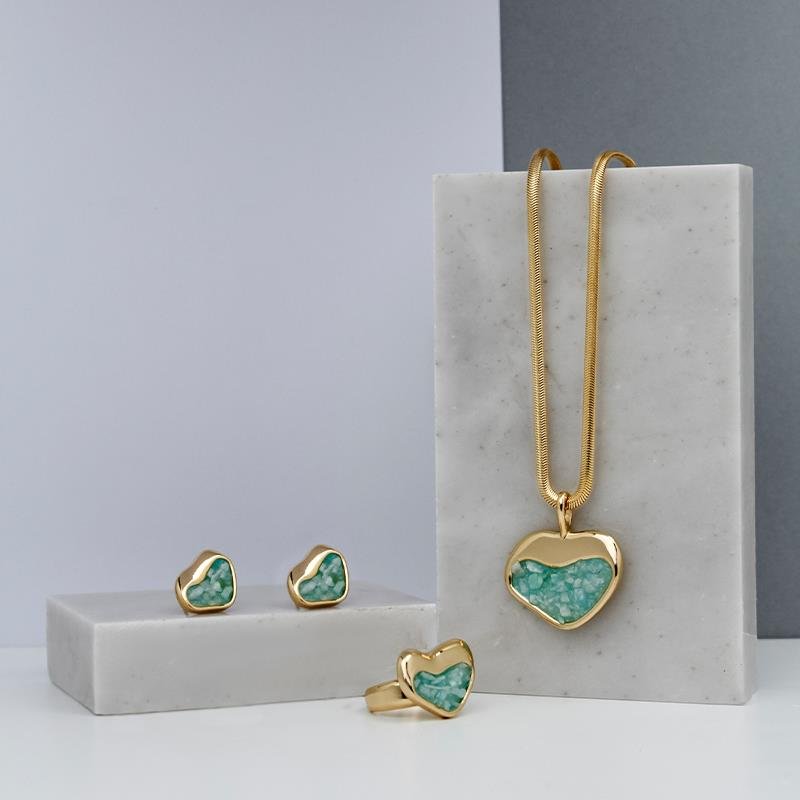 CONJUNTO FOLHEADO A OURO