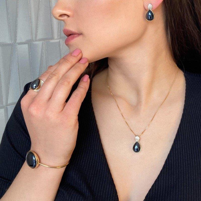CONJUNTO FOLHEADO A OURO E RÓDIO BRANCO COM EFEITO PEROLADO