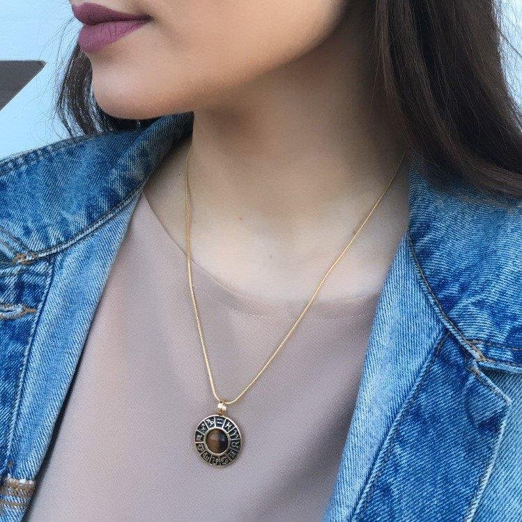 PINGENTE FOLHEADO A OURO COM ESMALTE