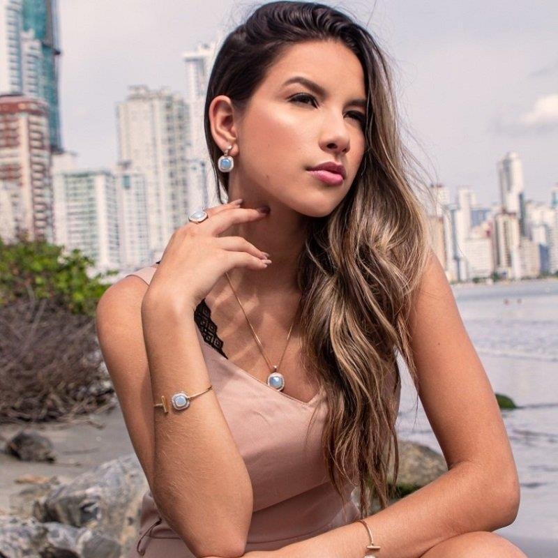 PULSEIRA FOLHEADO A OURO E RÓDIO BRANCO COM EFEITO PEROLADO