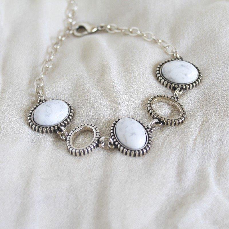 PULSEIRA FOLHEADO A PRATA VELHA
