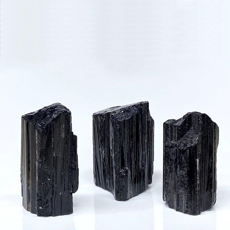 PEDRA BRUTA TURMALINA NEGRA