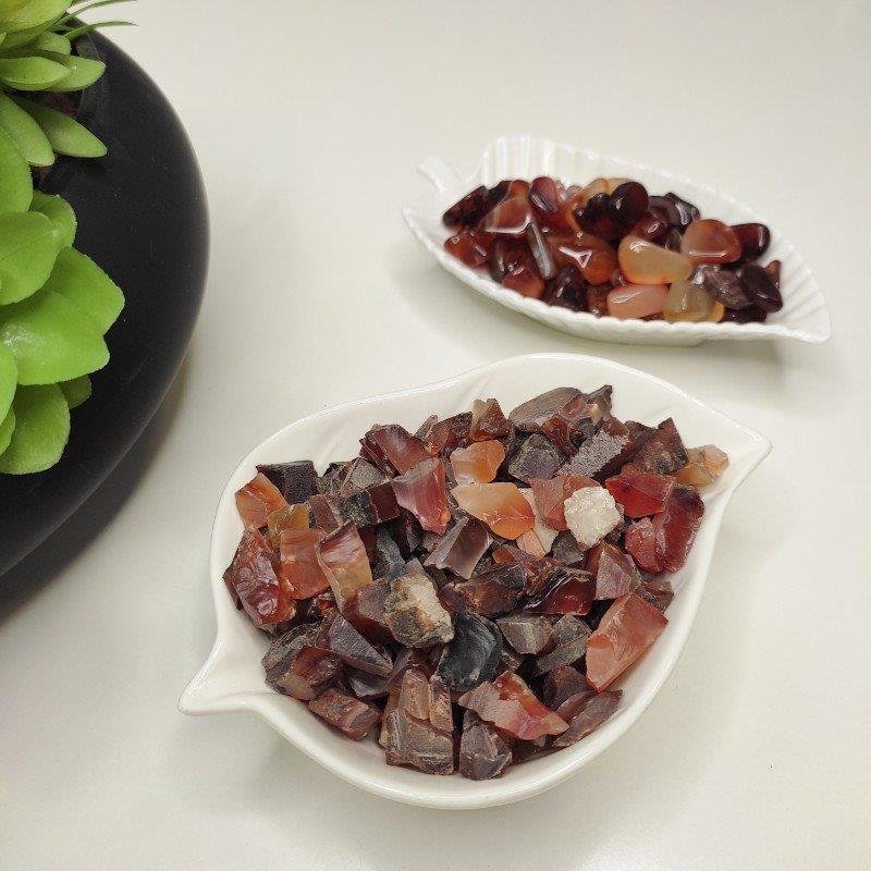 KIT DE PEDRAS NATURAIS BRUTAS 250G - ÁGATA VERMELHA