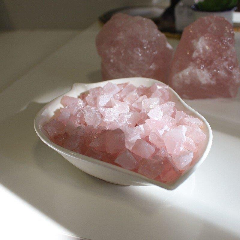 KIT DE PEDRAS NATURAIS BRUTAS 250G - QUARTZO ROSA