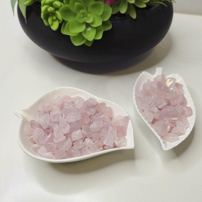 KIT DE PEDRAS NATURAIS BRUTAS 250G - QUARTZO ROSA